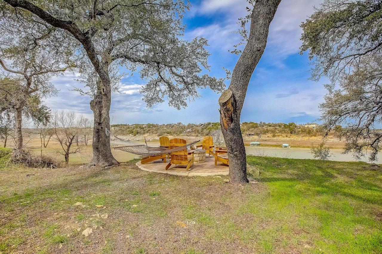 Lakeview Lodge Spicewood ภายนอก รูปภาพ