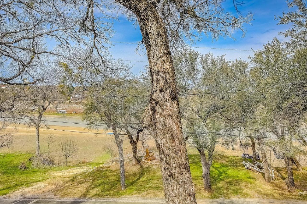 Lakeview Lodge Spicewood ภายนอก รูปภาพ